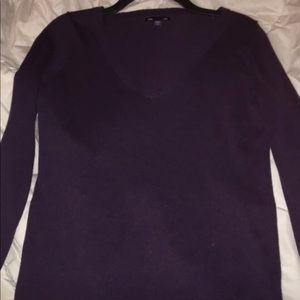 Gap sweater